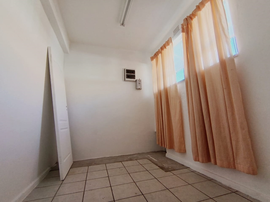 2 Bedroom Property for Sale in Parow Valley Western Cape